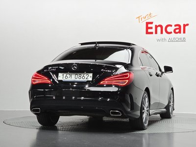 MERCEDES-BENZ CLA - 3