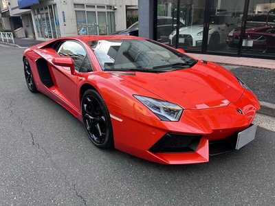 LAMBORGHINI AVENTADOR - 3