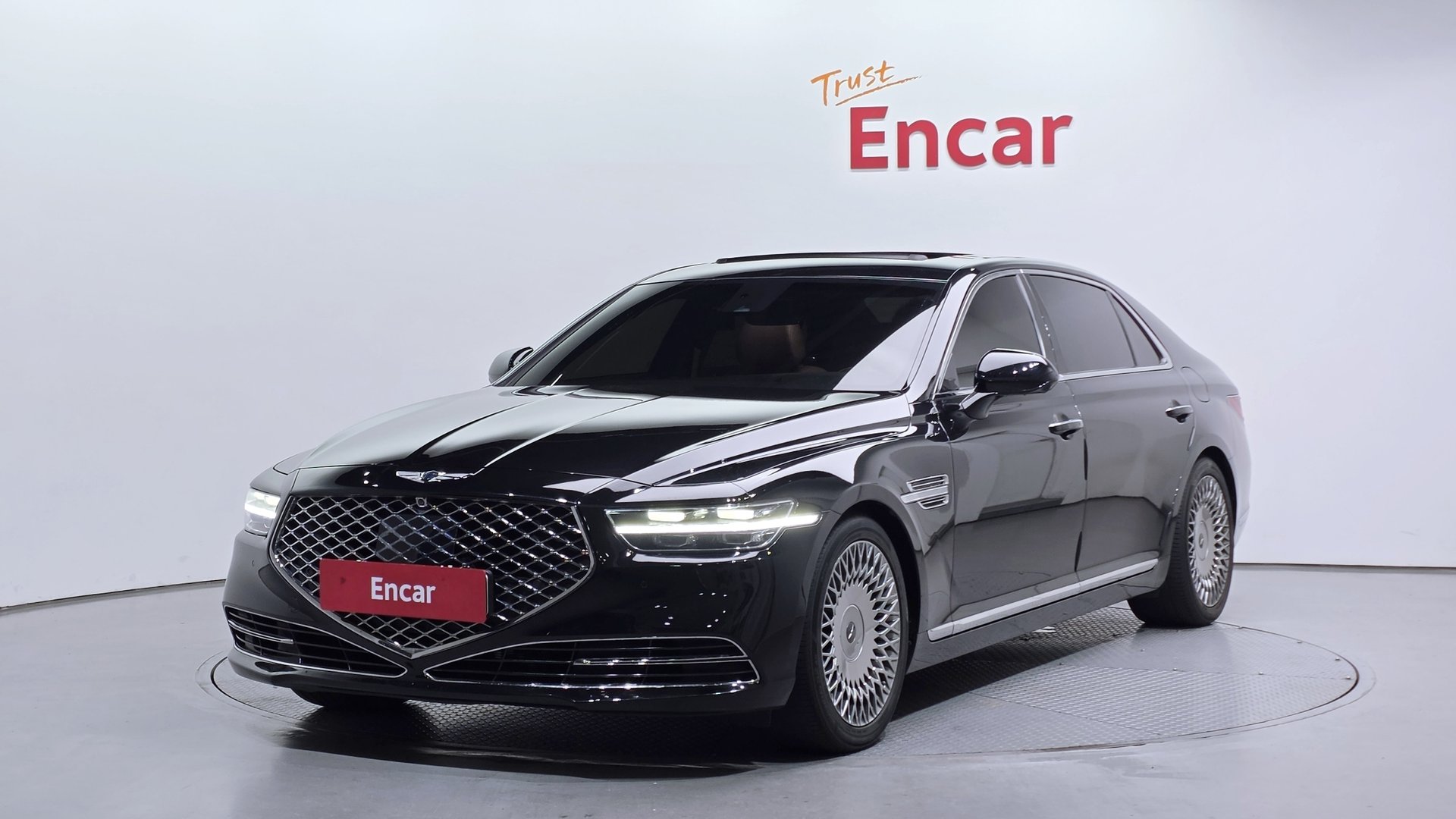 2019 Genesis G90 — фото 1