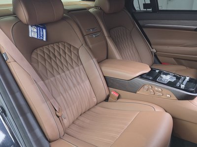 2019 Genesis G90 — миниатюра 11