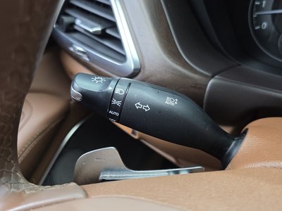 2019 Genesis G90 — миниатюра 17