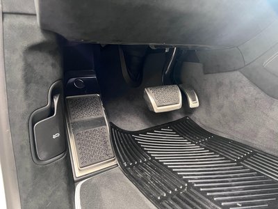 2023 Lamborghini URUS — миниатюра 42