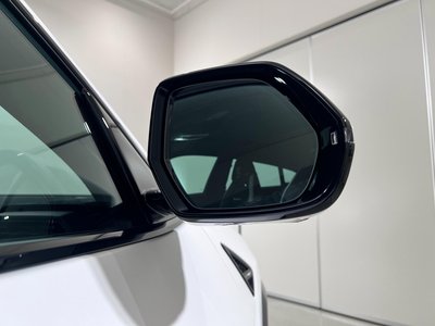 2023 Lamborghini URUS — миниатюра 29
