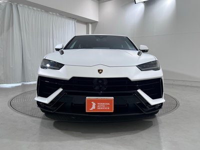 2023 Lamborghini URUS — фото 10
