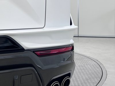 2023 Lamborghini URUS — миниатюра 19