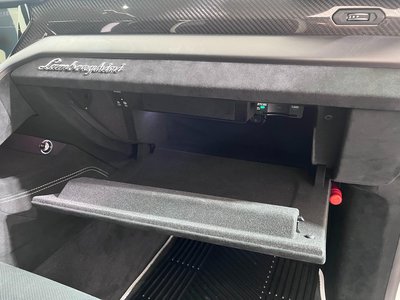 2023 Lamborghini URUS — миниатюра 57