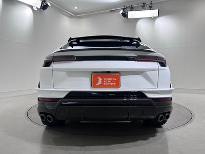 2023 Lamborghini URUS — фото 6