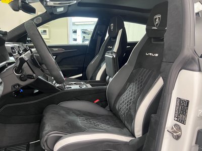 2023 Lamborghini URUS — миниатюра 44