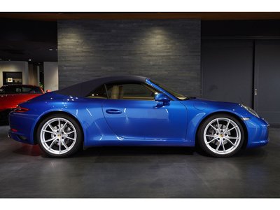 PORSCHE 911 CABRIOLET - 10