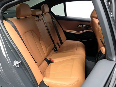 2025 BMW 3 SERIES 缩略图 17