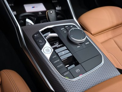 2025 BMW 3 SERIES 缩略图 12