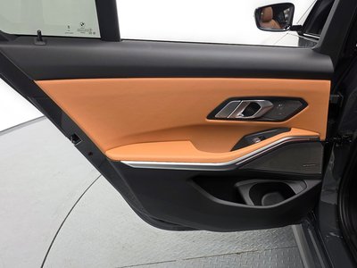 2025 BMW 3 SERIES 缩略图 15