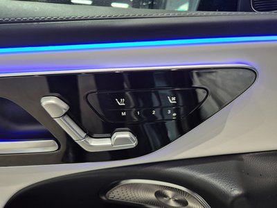 MERCEDES-BENZ E-CLASS - 10