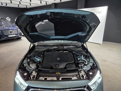 MERCEDES-BENZ E-CLASS - 7