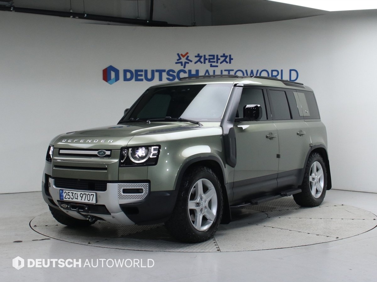 LAND ROVER DEFENDER - View 1