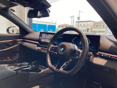 صورة مصغرة 18 لـ 2025 BMW 5 SERIES TOURING
