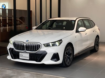 صورة مصغرة 11 لـ 2025 BMW 5 SERIES TOURING