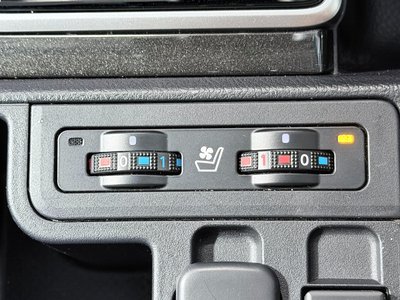 TOYOTA LAND CRUISER PRADO - 8