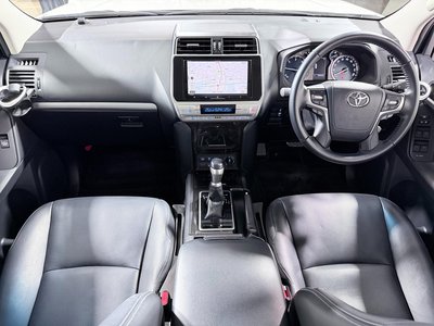 TOYOTA LAND CRUISER PRADO - 3