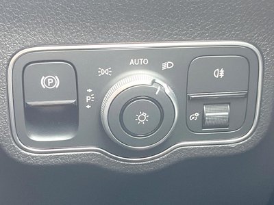 صورة مصغرة 35 لـ 2023 Mercedes-BENZ GLB