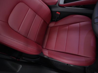 PORSCHE MACAN - 7
