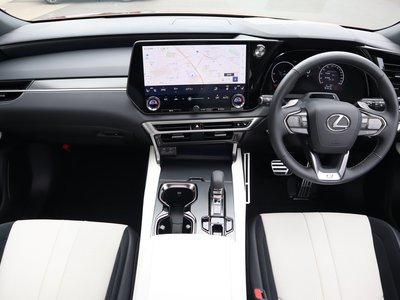 LEXUS RX - 8