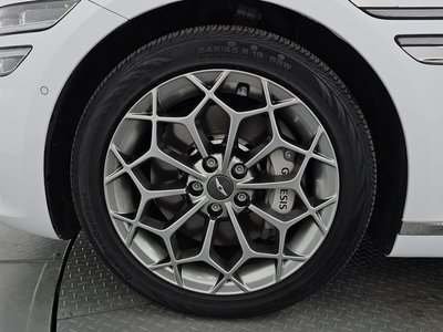 GENESIS G80 (RG3) - 6