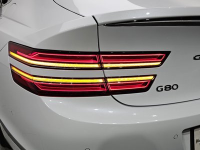 GENESIS G80 (RG3) - 10