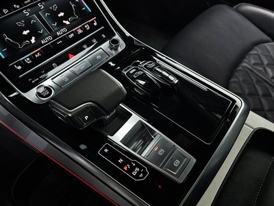 AUDI Q8 - 9
