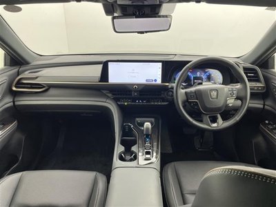 TOYOTA CROWN SPORT - 2