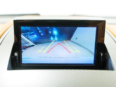 ASTON MARTIN VANQUISH - 3