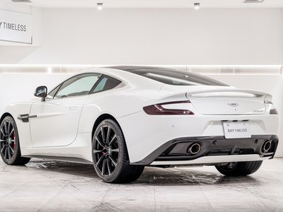 ASTON MARTIN VANQUISH - 5
