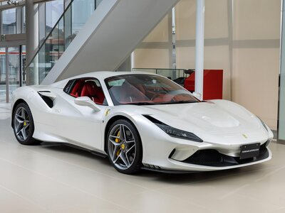 FERRARI F8 SPIDER - 9