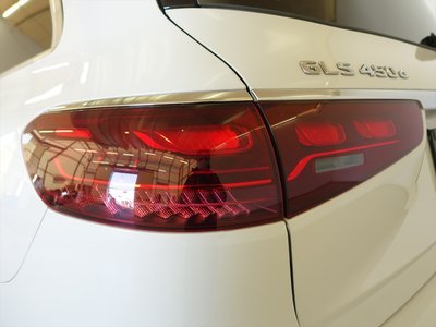 MERCEDES-BENZ GLS - 9