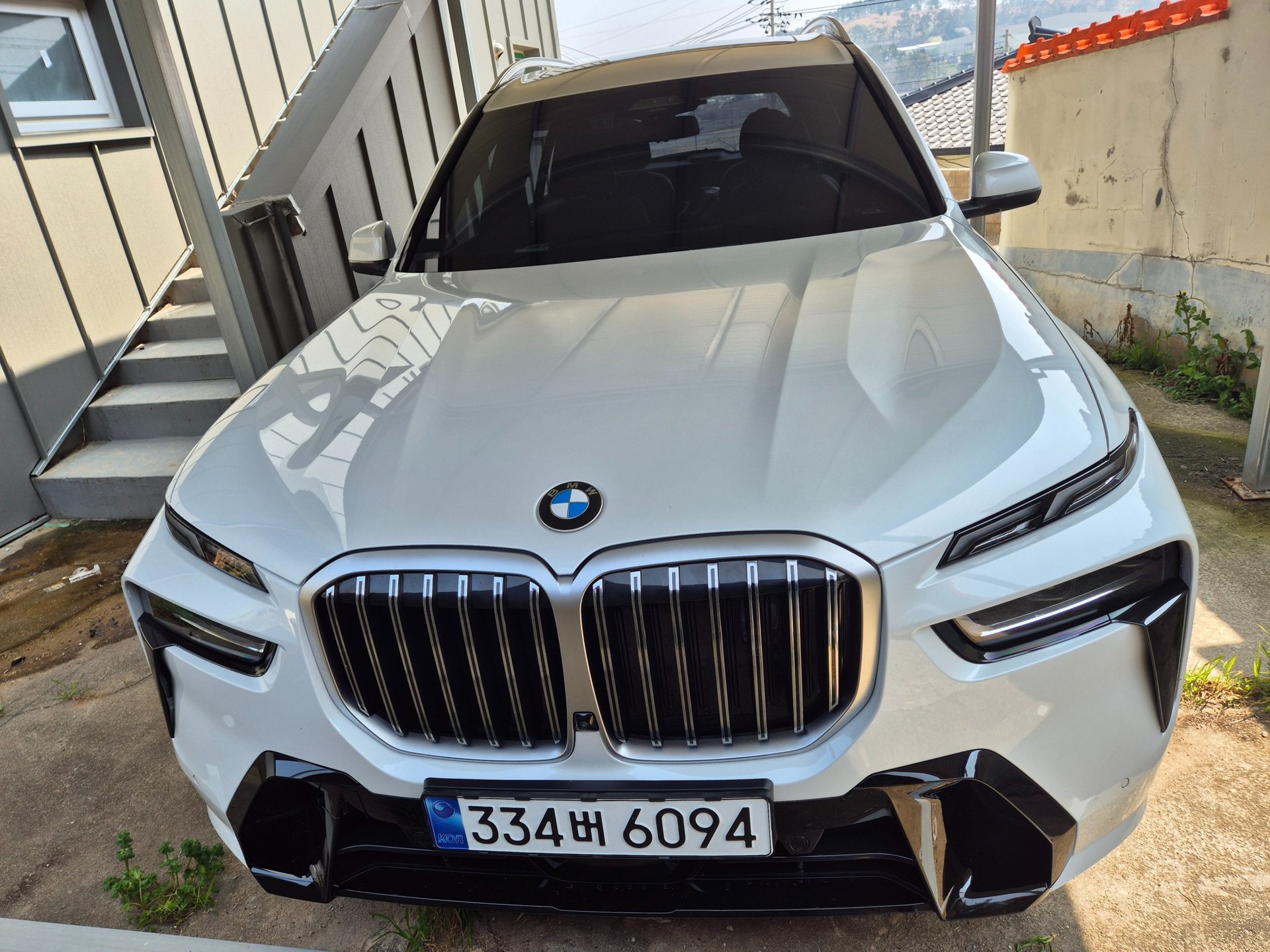 BMW X7 - View 1