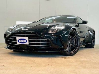 ASTON MARTIN VANTAGE - 1