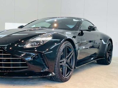 ASTON MARTIN VANTAGE - 4