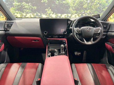 2023 Lexus NX — фото 2