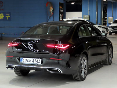 MERCEDES-BENZ CLA - 3