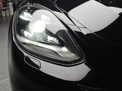 PORSCHE PANAMERA - 9