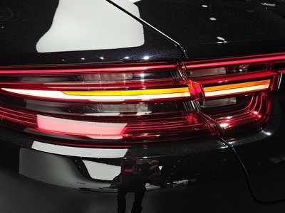 PORSCHE PANAMERA - 10