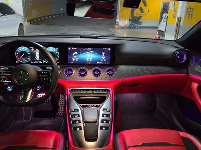 MERCEDES-BENZ GT AMG - 5