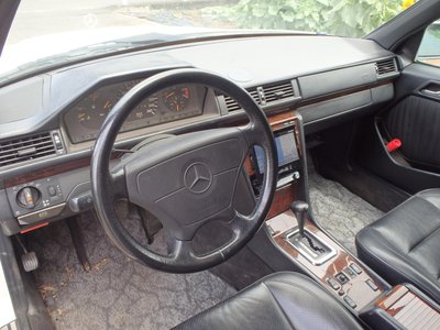 صورة مصغرة 14 لـ 1992 Mercedes-BENZ MEDIUM-CLASS