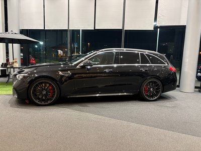 MERCEDES-BENZ C-CLASS WAGON AMG - 10