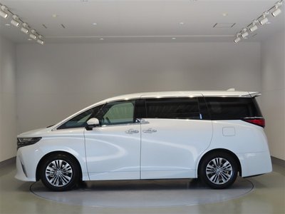 TOYOTA ALPHARD - 2