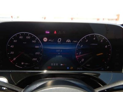 MERCEDES-BENZ E-CLASS - 9
