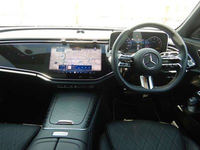 MERCEDES-BENZ E-CLASS - 3
