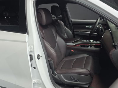 2021 Genesis GV70 thumbnail 17