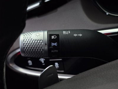 2021 Genesis GV70 thumbnail 21