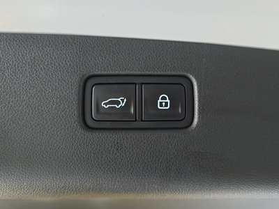 2021 Genesis GV70 thumbnail 27